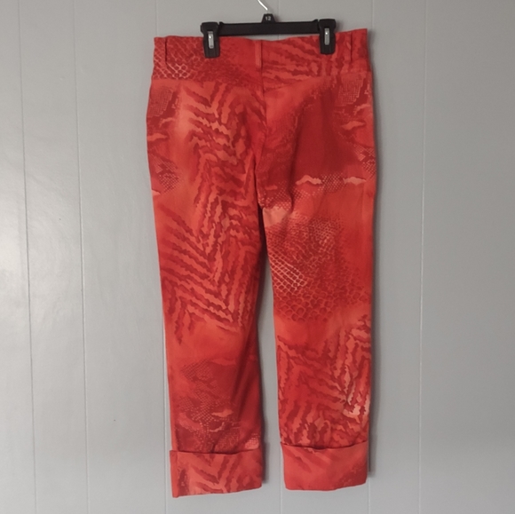 FREE w/ Bundle VN Votre Nom Jeans Red Patterned Cuff Bottomed Jean Capris 40 - Picture 2 of 14